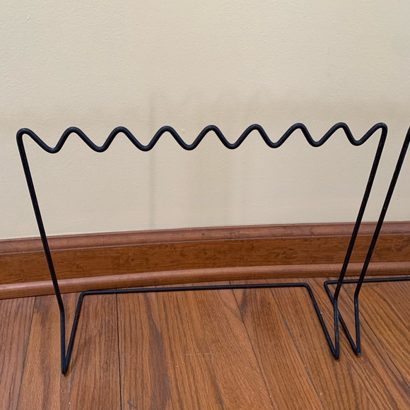 Slim profile necklace holder/ jewelry rack - Picture 3 of 4